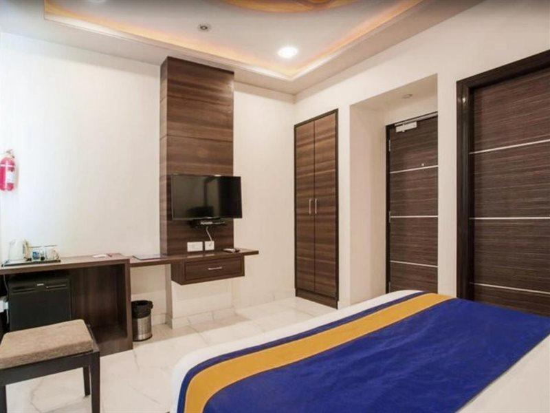 Hotel Resolute 3*