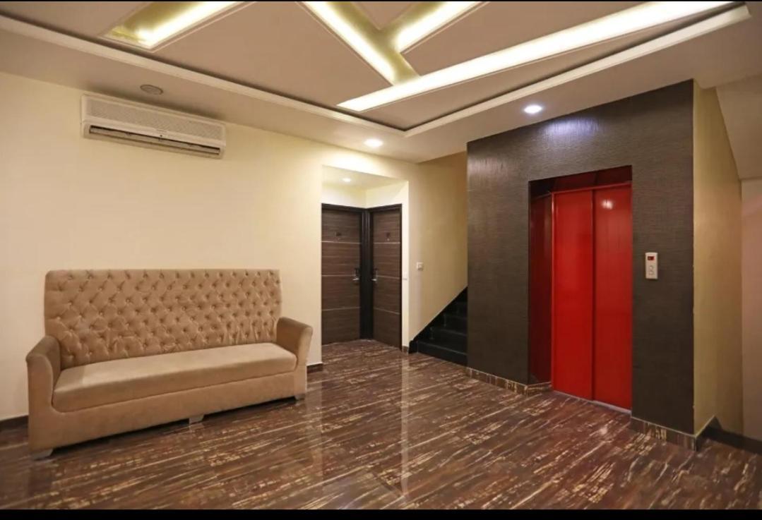 Resolute 3* Jaipur